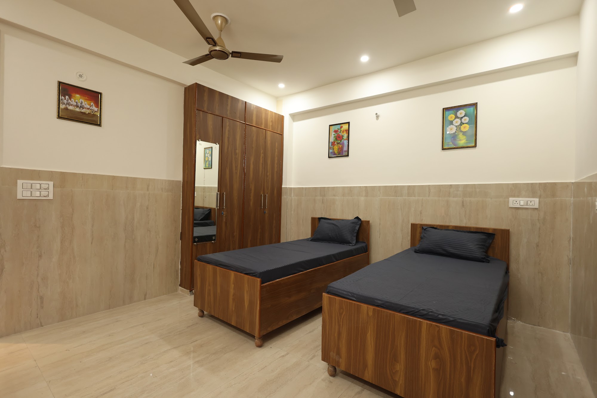 Tri-Homes F-31 — rooms